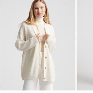 Quince Mongolian cashmere boyfriend cardigan sweater